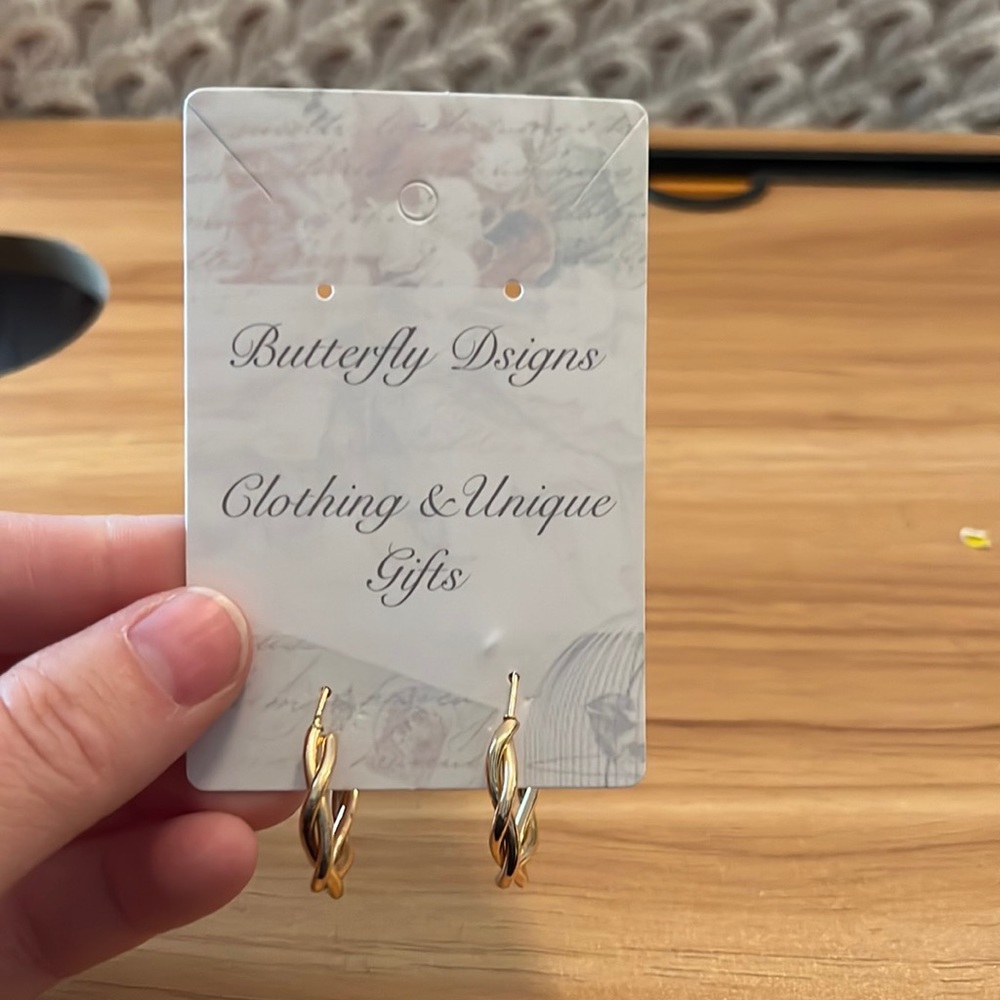 New, Never Been Worn, Hoop Earrings, Gold, Butterfly Dsigns